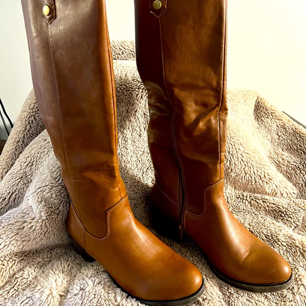 Size 9 Brown Rampage Boot